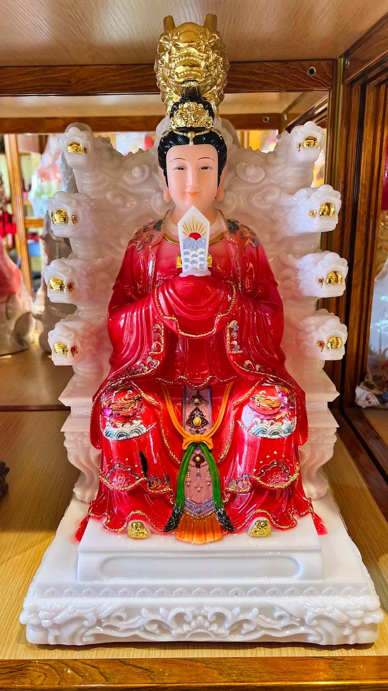 敬佛堂 傳統工藝品的璀璨星河，點亮您的文化情懷